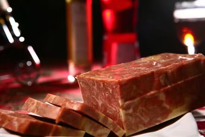 山东誉亚蛋白植物素肉机酱包肉粒加工机械设备素食餐厅牛排生产线