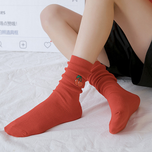 New manufacturer's autumn and winter fruit embroidered cotton socks for women Korean style pile socks Japanese solid color stockings