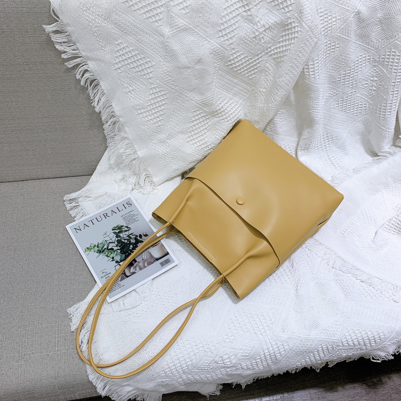 Commuter Mother Tote Large Capacity Girl Instagram Women's 2024 New Simple and Versatile Shoulder Bag_voghion.com