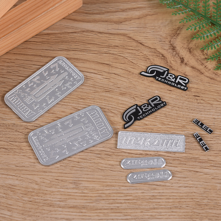 厂家定 制双色板雕刻房号牌标牌号码牌酒店公寓小区宾馆门牌批发