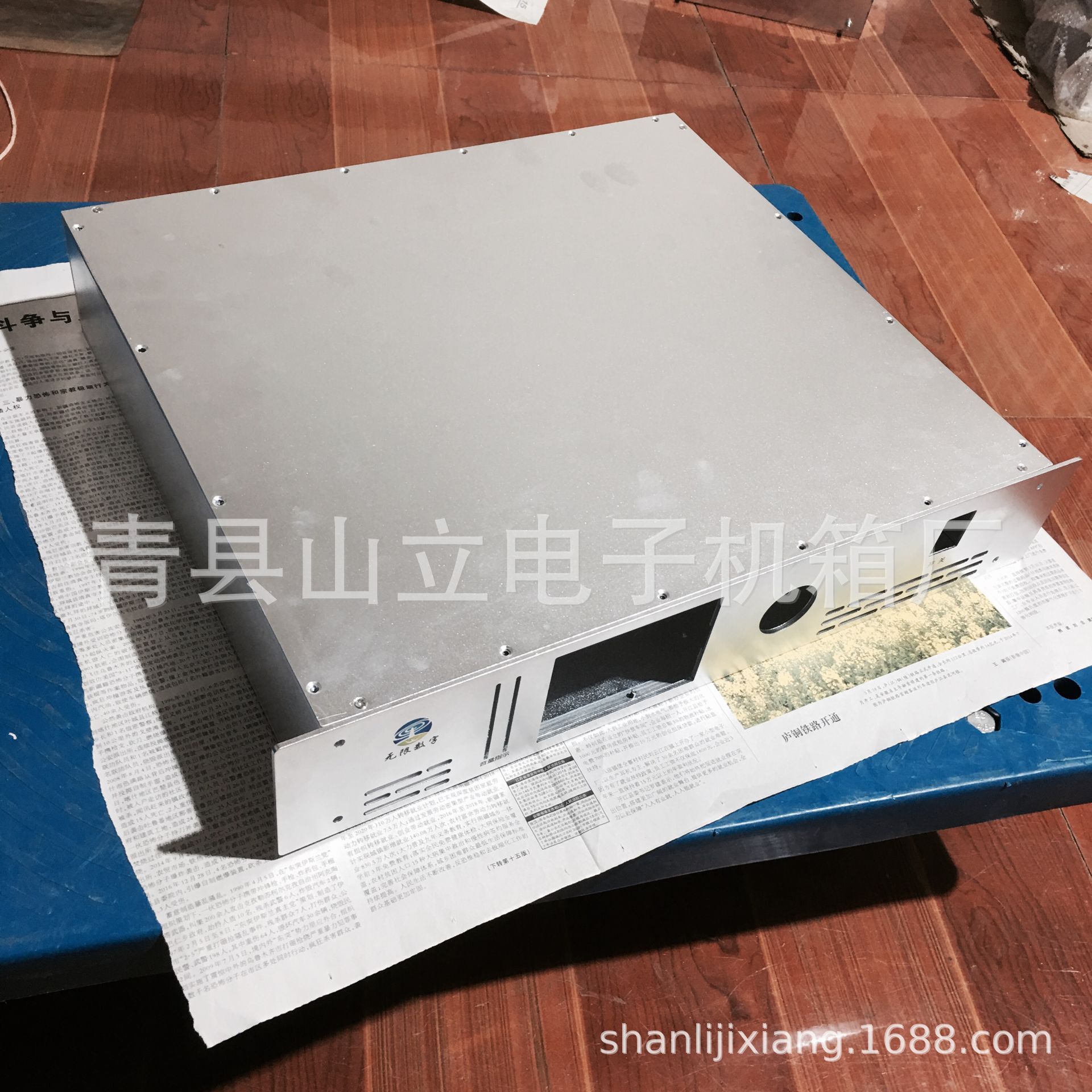 生产仪器仪表控制器铝材机箱，工业铝型材机箱，