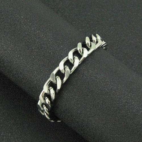 Simple matte Cuban link men's bracelet, light luxury, personalized, versatile, 3D trendy chain