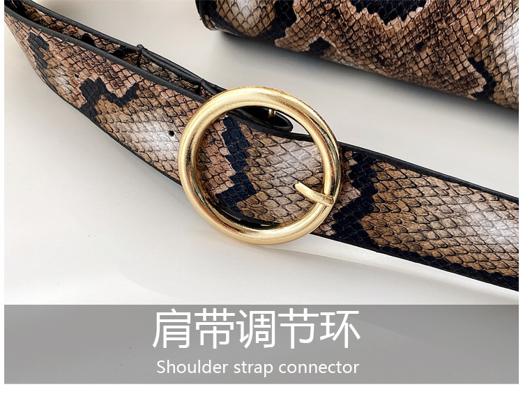 New  Texture Small Square Bag Korean Fashion Wild Chain Shoulder Bag display picture 11