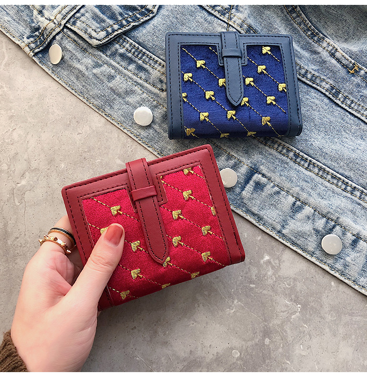 70% Off Short Style Wallet 2020 New Embroidered Student Wallet Short Folding Ladies Multifunctional Card Holder Wholesale display picture 60