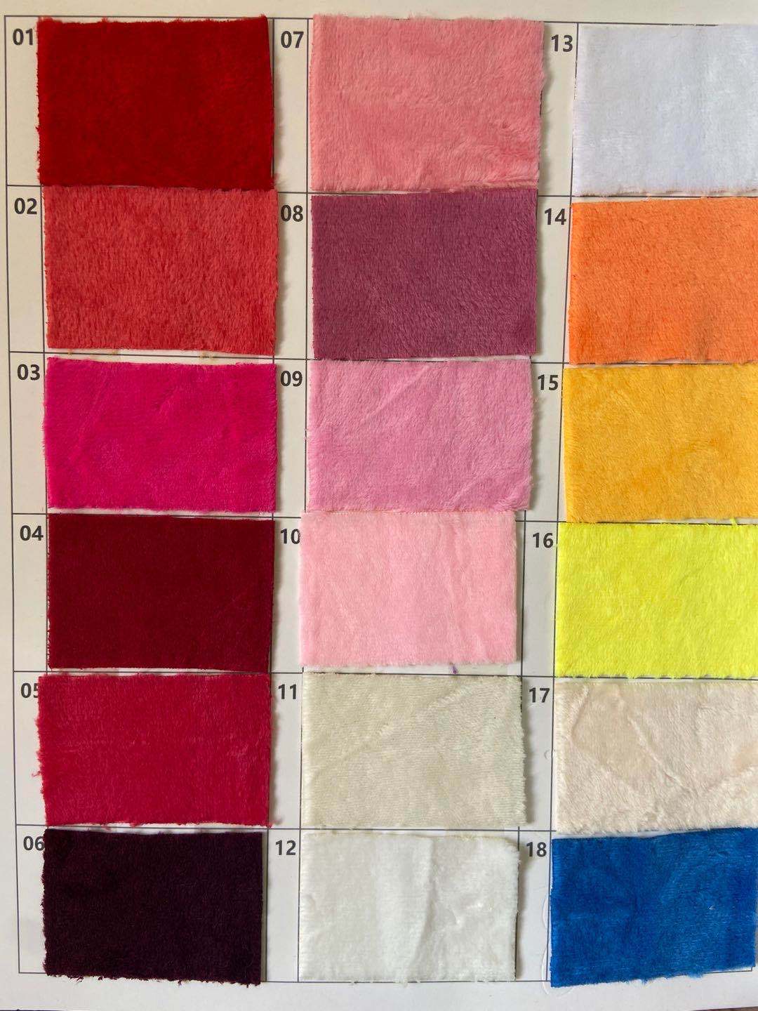 Grueso cristal super suave tela de felpa corta 1,5 lana super suave ropa de peluche de juguete tela de almohada en stock al por mayor