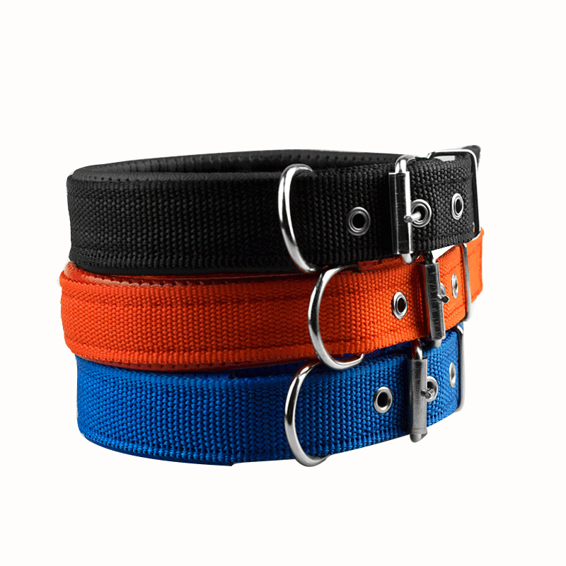 Collar de espuma para perros collar de tracción ajustable hebilla de metal collar de cuero blando collar de mascota al por mayor