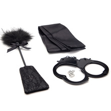 成人用品黑色鐵手銬蕾絲眼罩情趣羽毛拍SM另類情趣三件套玩具批發