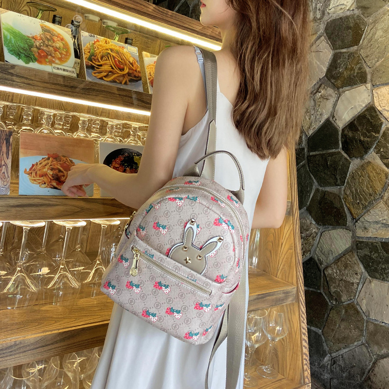 Bag handbag 2020 Autumn and winter new pattern rabbit Strawberry bag lady knapsack leisure time Versatile Korean Edition Backpack