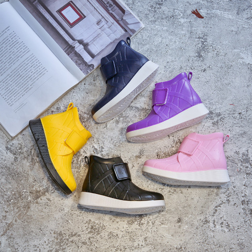 Foreign trade fashionable children's rain boots for men and women, soft-soled non-slip waterproof outer rain boots for men, cute lace-up versatile water shoes for women