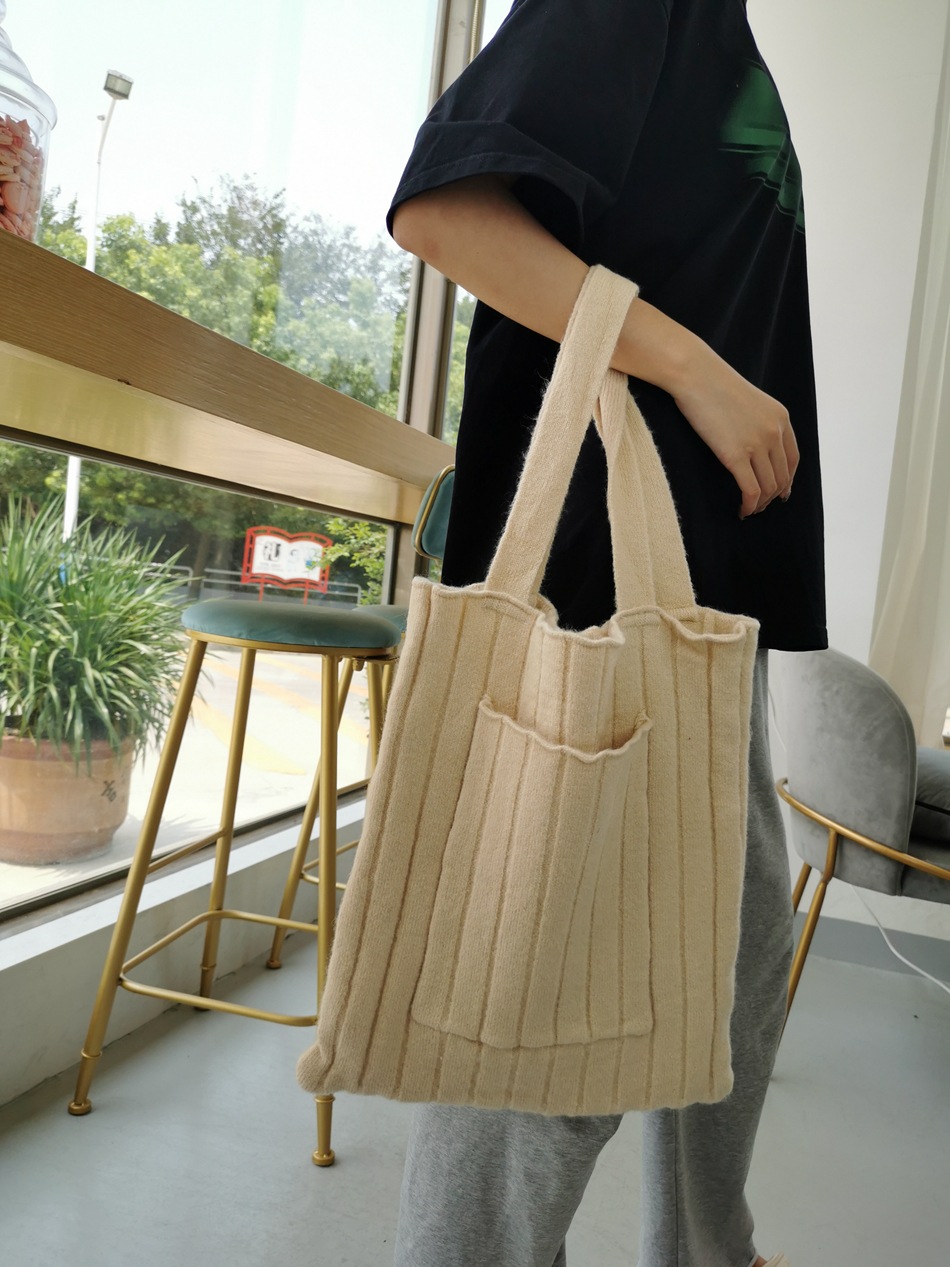 Women's Large Winter Autumn Knit Solid Color Fashion Square Open Shoulder Bag display picture 2