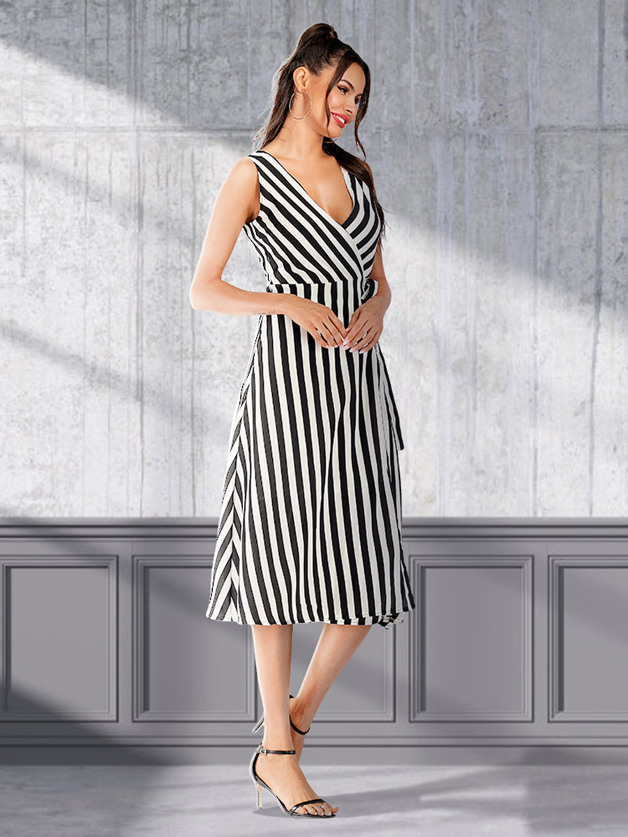 wholesale women s clothing Nihaostyles lace-up V-neck black and white striped sleeveless dress NSJR66109