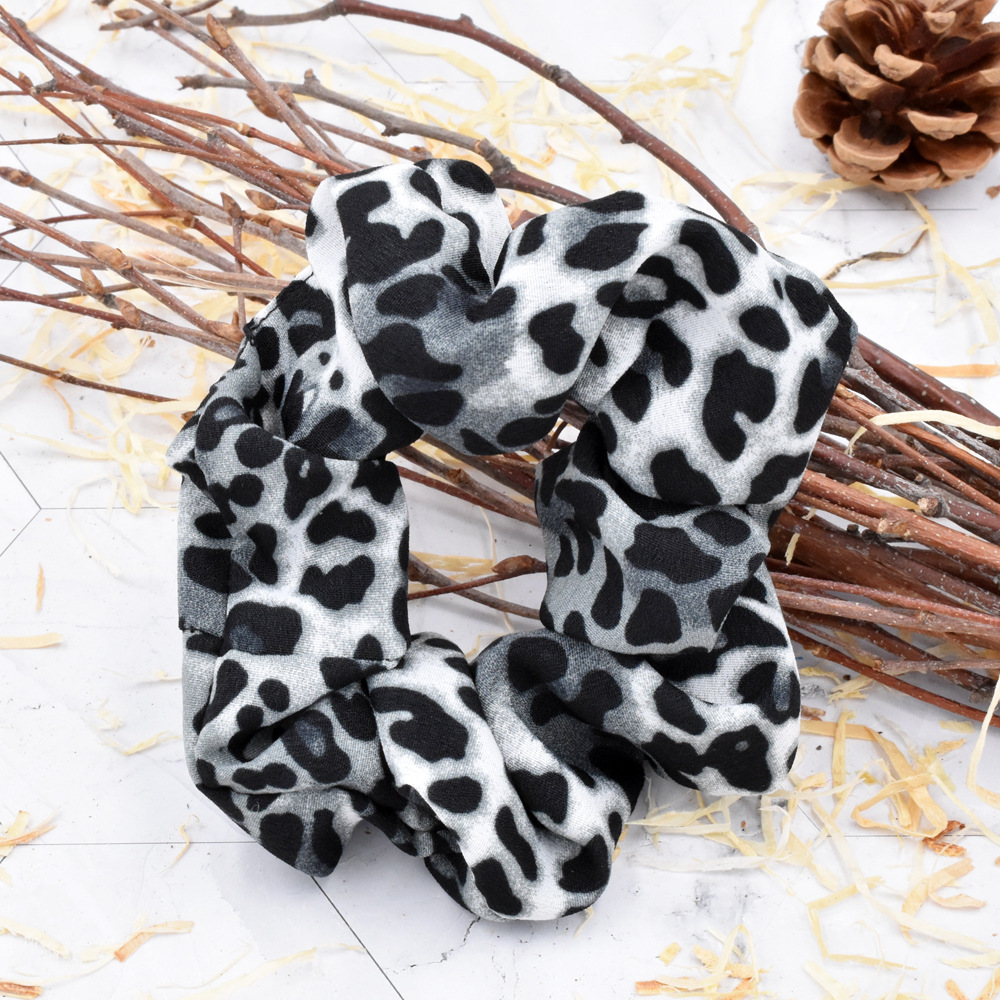 Retro Leopard Print Hair Ring Creative Ponytail Leopard Rubber Band Head Rope Wholesale display picture 4