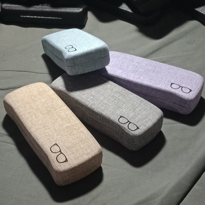 眼镜盒铁制布艺小眼镜环保麻布小V 近视老花镜盒厂家批发可定制|ms