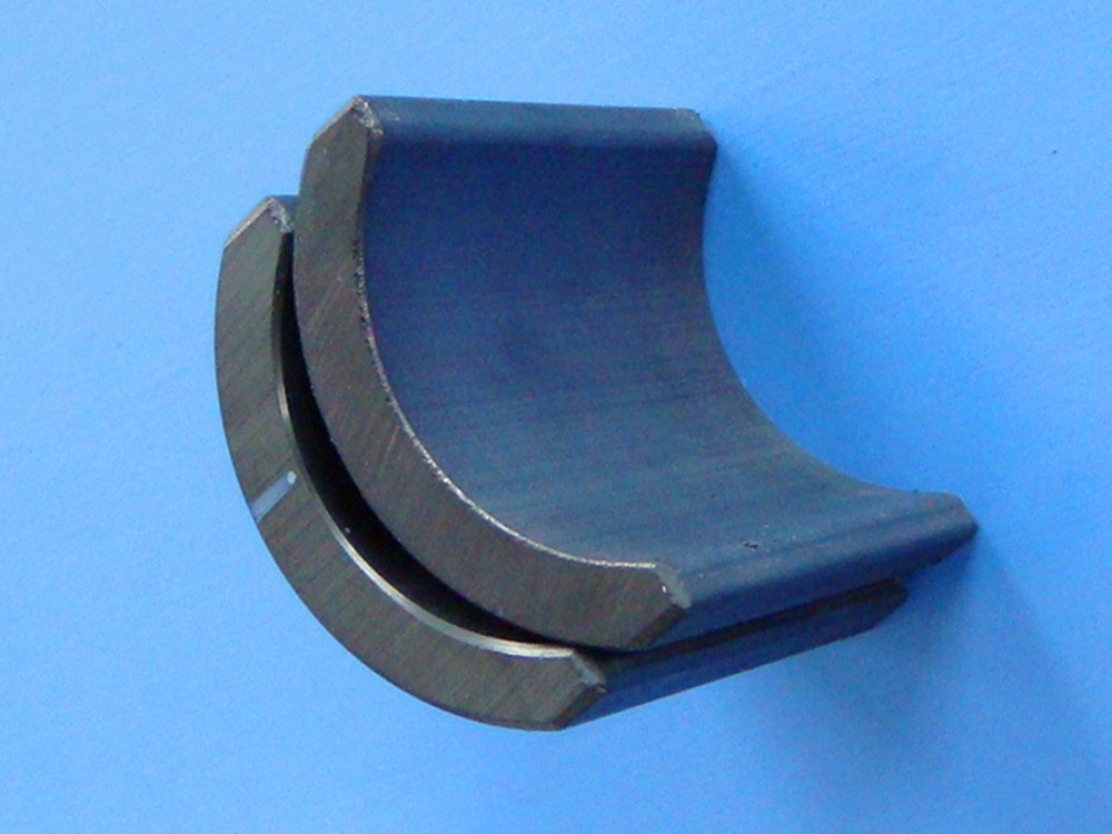 供应橡胶磁   强力橡胶磁(图)铁氧体磁铁  磁铁磁钢  磁铁磁石