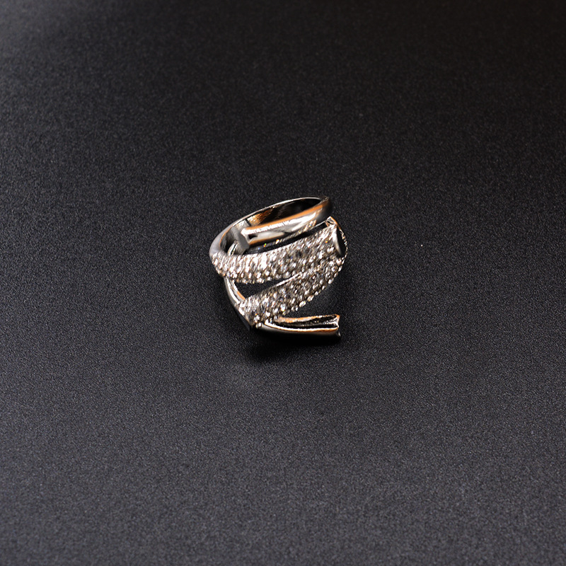 Korean Metal Element Open Ring Wild Rhinestone Geometric Ring For Women Wholesale display picture 6