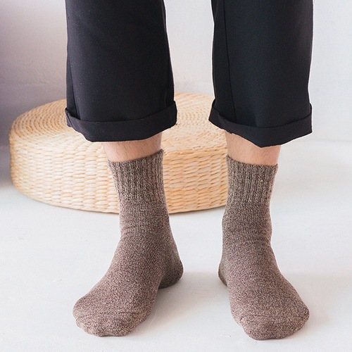 Autumn and Winter Men's Thick Socks, Coarse Thread Mid-Calf Socks for Men, Woolen Socks, Trendy Socks, Casual Warm Socks Wholesale