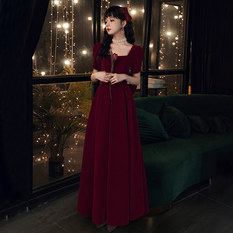 法式敬酒服新娘结婚2021新款夏季丝绒红色晚礼服宴会气质订婚回门