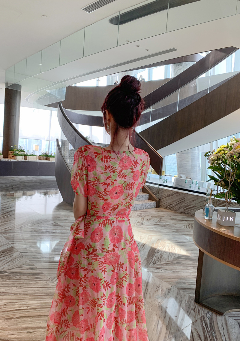 Đầm maxi nữ cổ V cao eo in họa tiết voan dài — Đỏ dưa hấu chi tiết 7