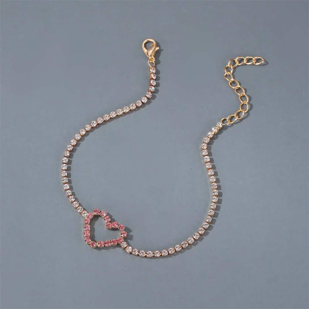 New Bracelet Simple Heart-shaped Bracelet Ladies Personality Hollow Love Bracelet Jewelry Wholesale Nihaojewelry display picture 6