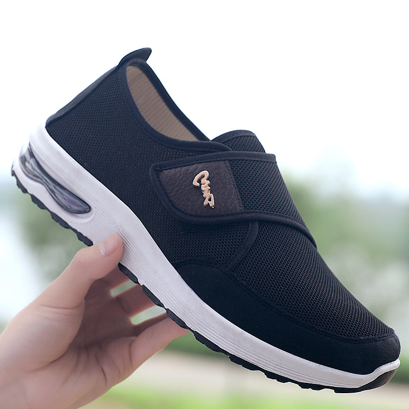 2020新款氣墊魔術貼健步舒適休閑戶外壹腳蹬男布鞋批發壹件代發