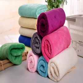 毛巾;浴裙;浴巾、沙滩巾