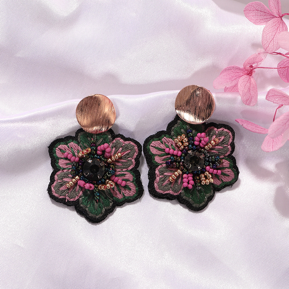 Geometric Metal Disc Color Rice Beads Inlaid Embroidery Ethnic Style Earrings Wholesale Nihaojewerly display picture 7