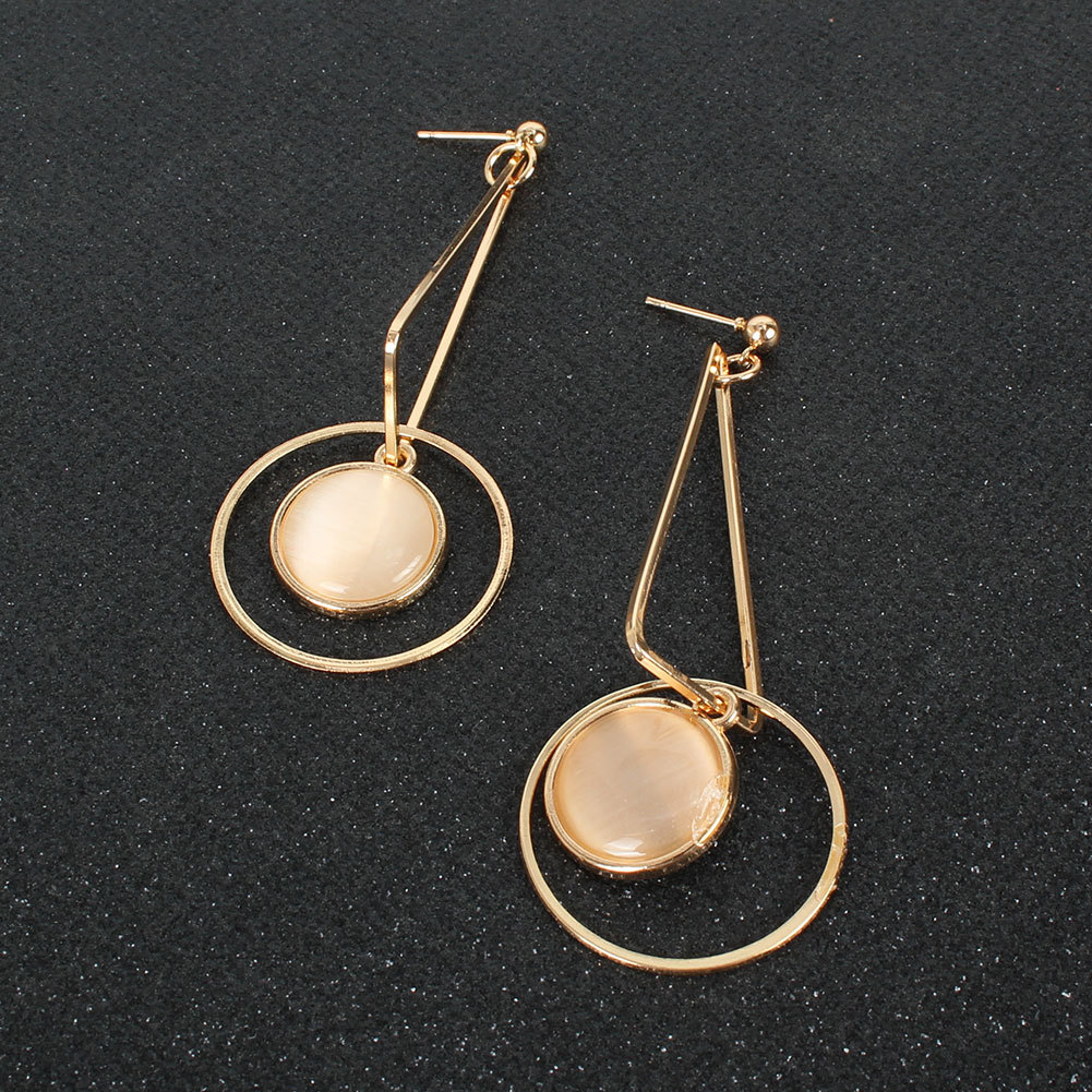 Retro Alloy Drop-shaped Style Simple Golden Earrings Wholesale display picture 4