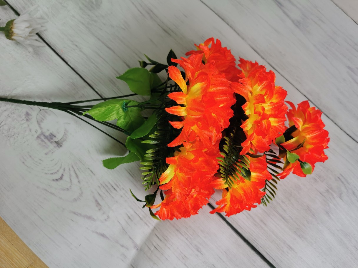 9 flores de crisantemo de ángulo agudo, tela de seda brillante, flores inmortales, arreglos de flores decorativas, flores Qingming, precios especiales