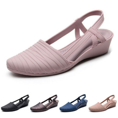 2020 New style of shrimp skin shoes sandals slippers Sandals Baotou shoes 905shopee