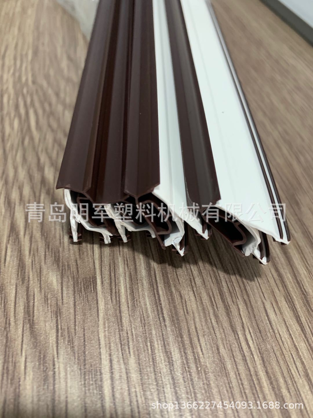 厂家直销PVC软硬共挤双色密封条生产线 PVC门窗型材封边条生产线