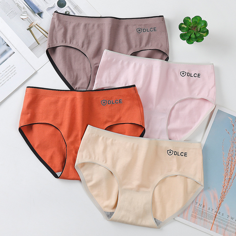 2020新款纯棉内裤女 中腰无痕透气女士三角裤 爆款石墨烯抗菌内裤