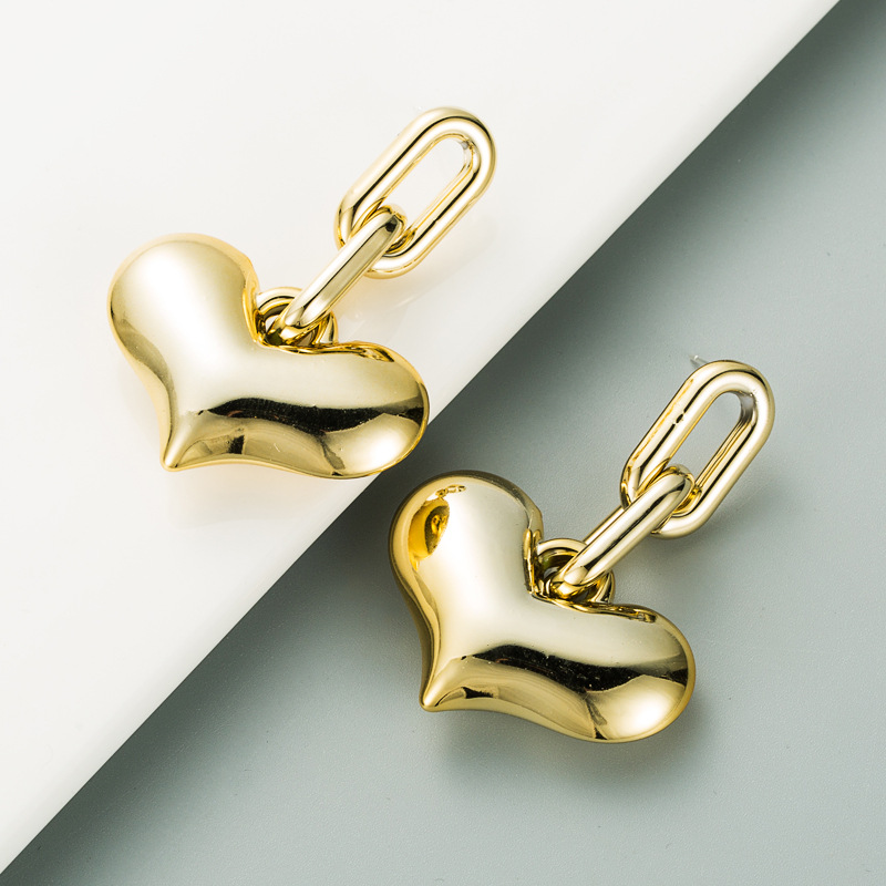 Fashion Heart-shaped Earrings display picture 3