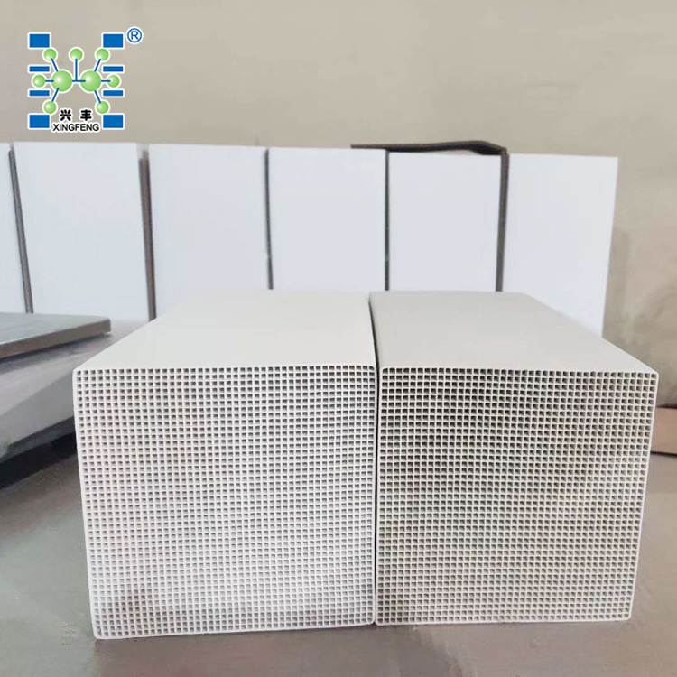 致密型蜂窝陶瓷蓄热体2.jpg