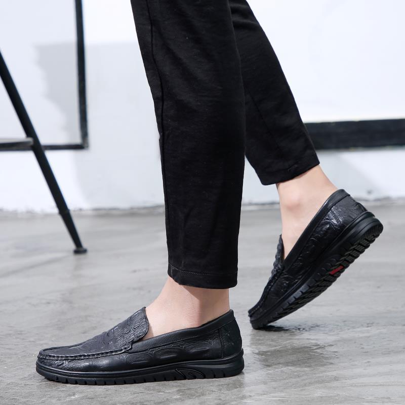 20年新款真皮男士商务休闲皮鞋一脚蹲英伦潮鞋韩版软底四季单鞋|ms