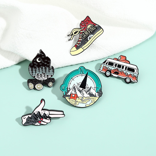 Foreign trade creative personality landscape picture alloy jewelry brooch cartoon bus canvas shoes style brooch badge
