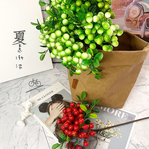 Factory direct sales of artificial berries, artificial flowers, soft decoration design, European style decorations