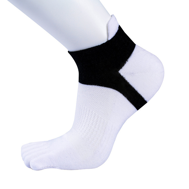 Five -finger men's socks sports model white