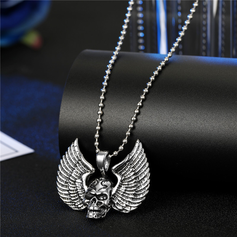 Personalized Menu0027s Necklace Punk Hip Hop Skull Wings Goat Animal Pendant Alloy Necklace