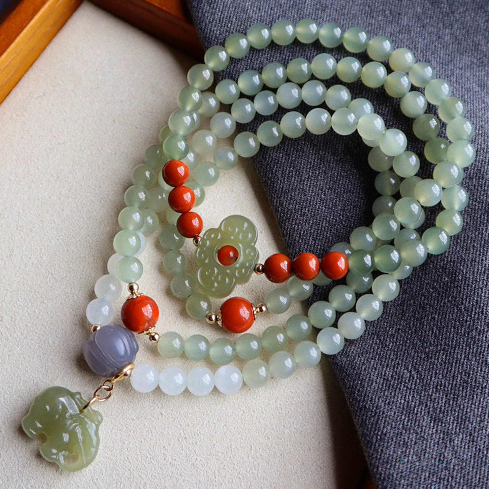 Natural Hetian jade 6.2mm sunlight green gradient four-circle bracelet necklace dual-use original multi-use