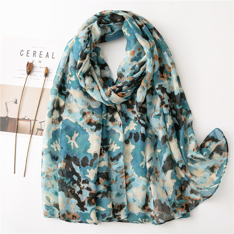 Spring And Summer Thin Camouflage Geometric Scarf display picture 6