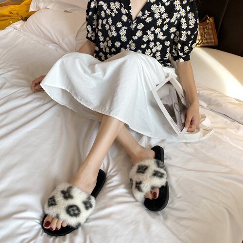 Foreign trade Amazon autumn and winter new large fur flat slippers for women's home non-slip rabbit fur open cotton slippers wholesale