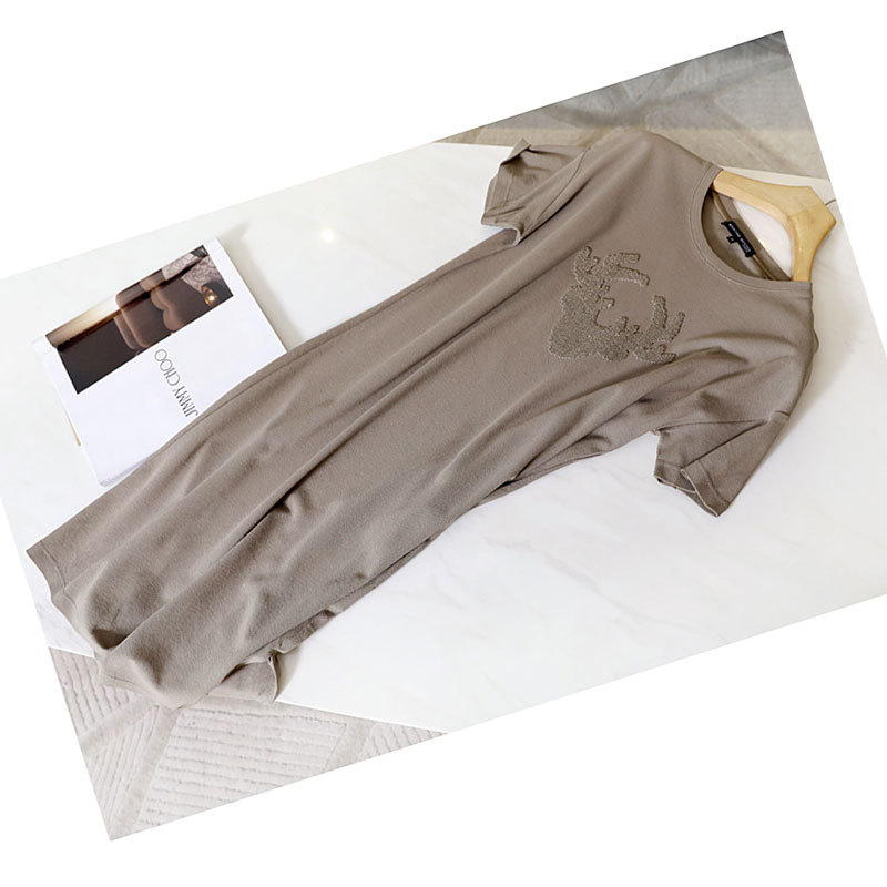 炒好穿 琎口面料 精致珠片刺绣鹿角宽松显瘦直筒短袖TEE裙 连衣裙