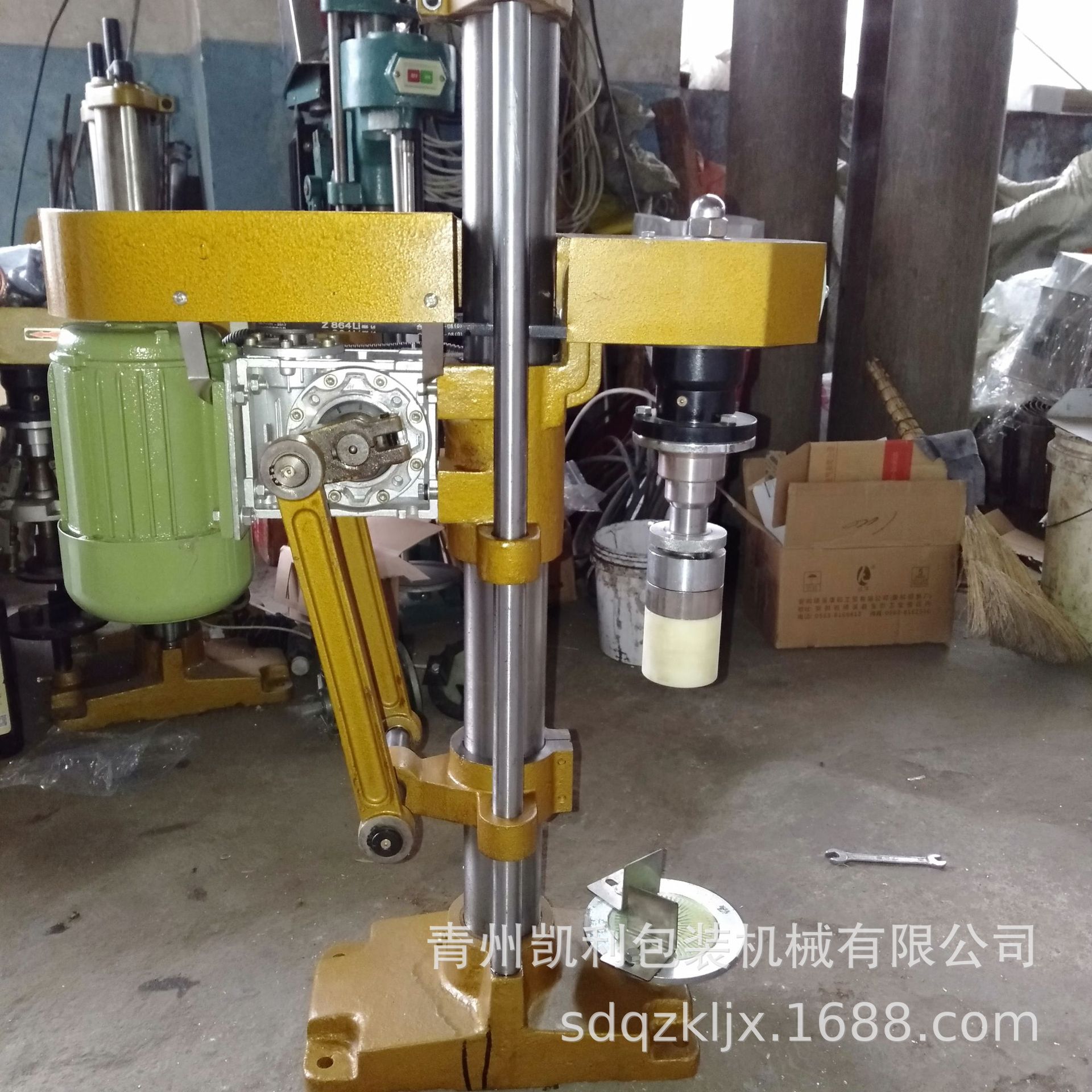 青州厂家 小型旋盖机 马口铁旋盖机 洗衣液旋盖机