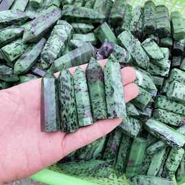 绿宝石六棱柱 现代简约红绿宝柱几何形六角单尖水晶柱