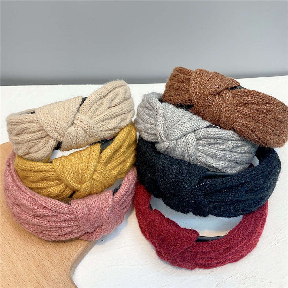 Korean  Woolen Knitting Twisted Headband display picture 12