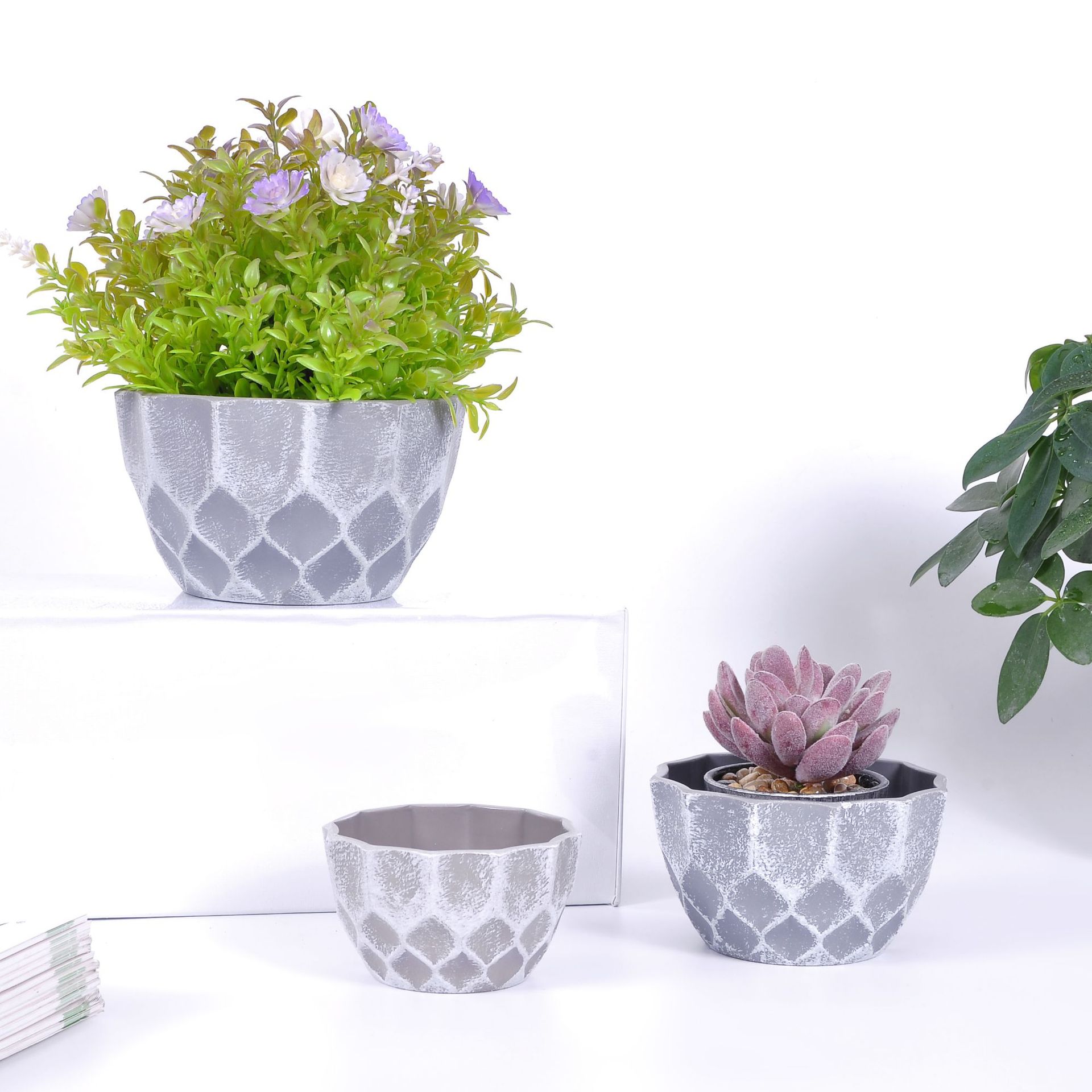 Manufacturers Imitation Cement Diamond Horn Flower Pot Simple Retro Plastic Imitation Porcelain Succulent Plant Pot Shaped Stone To Do Old Item Picture