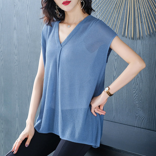 Ice silk short sleeve T-shirt women’s loose thin summer T-shirt mix and match short V-neck top T-shirt trend