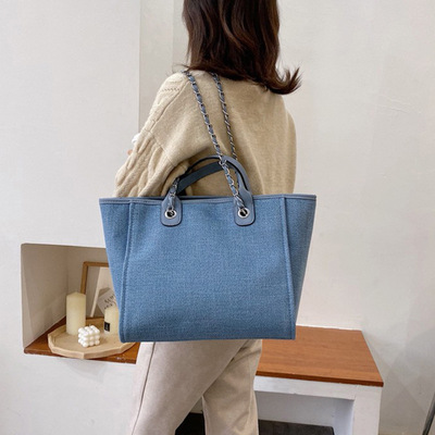 canvas Totes Foreign trade 2021 new pattern Female bag High-capacity Autumn and winter fashion Trend portable The single shoulder bag Cross border