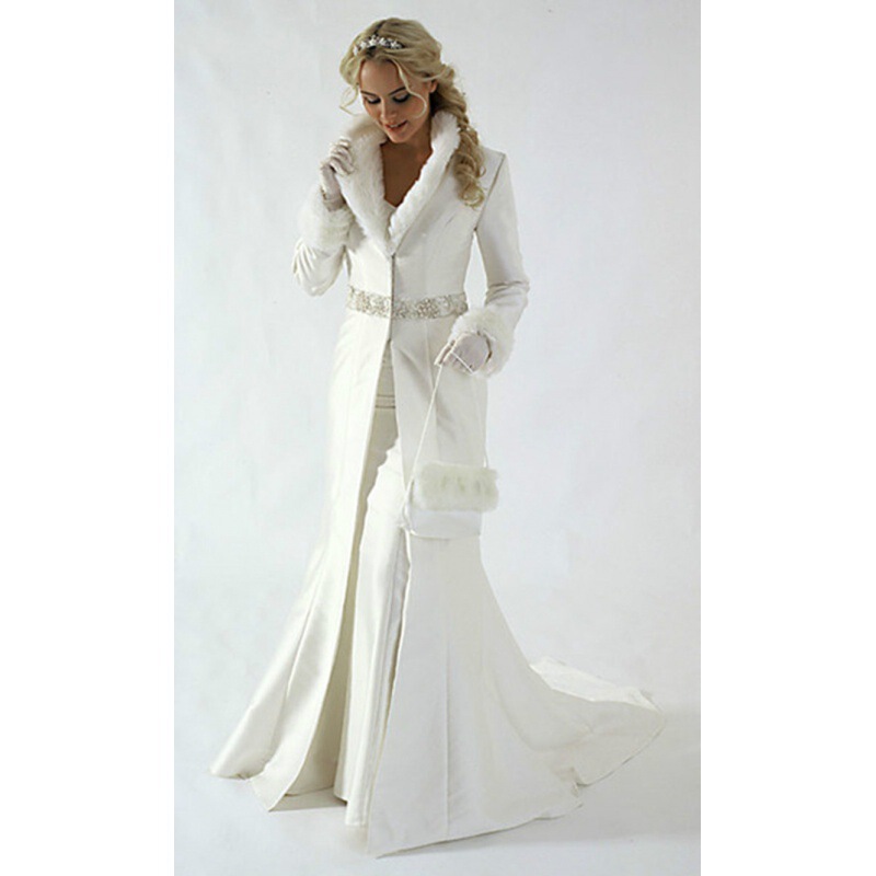 2022 Hand-stitched Beaded Satin Bridal Long Jacket Cape Long Jacket Large Size Women's Wear Tail Sleeve Windbreaker