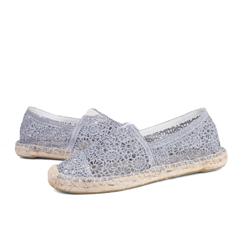 women's white sneakers for leisure